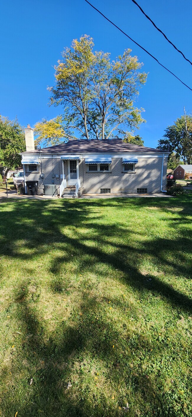 Photo - 11201 Haller St