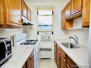 Photo - 70-19 Park Dr E Unidad A