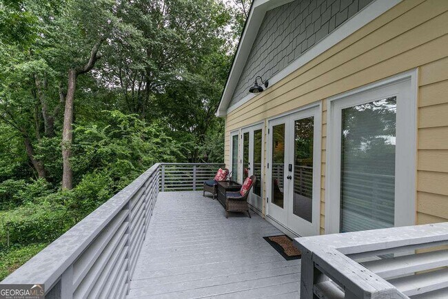 Photo - 1084 Sanders Ave SE Unidad B