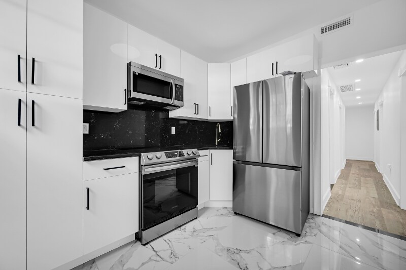 Photo - 3127 Sedgwick Ave