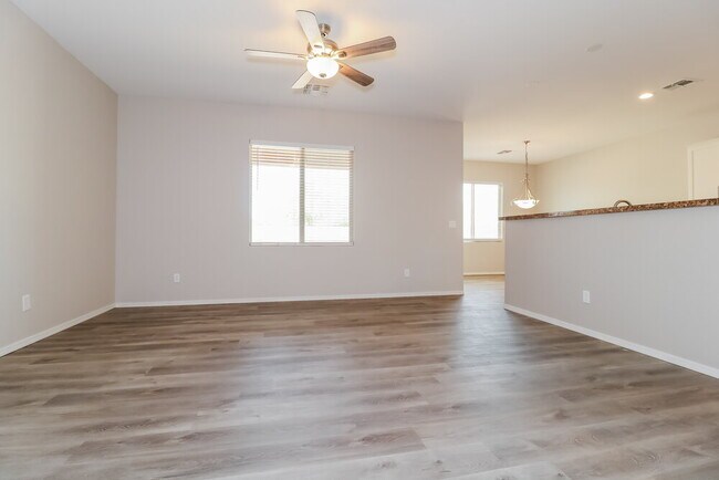 Photo - 7415 S 253rd Dr