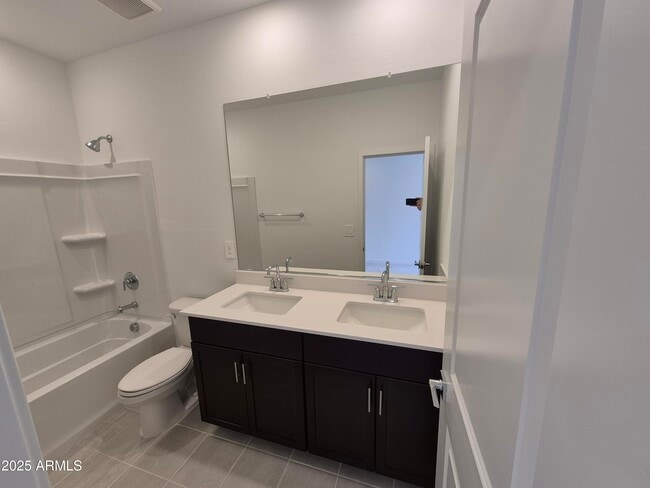 Photo - 37097 W Prado St