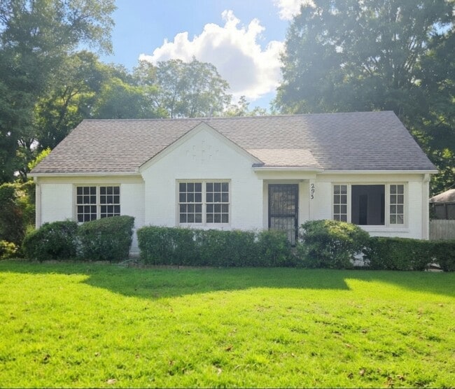 Building Photo - 293 Aurora Cir