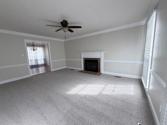 Photo - 6112 Moncreiffe Rd