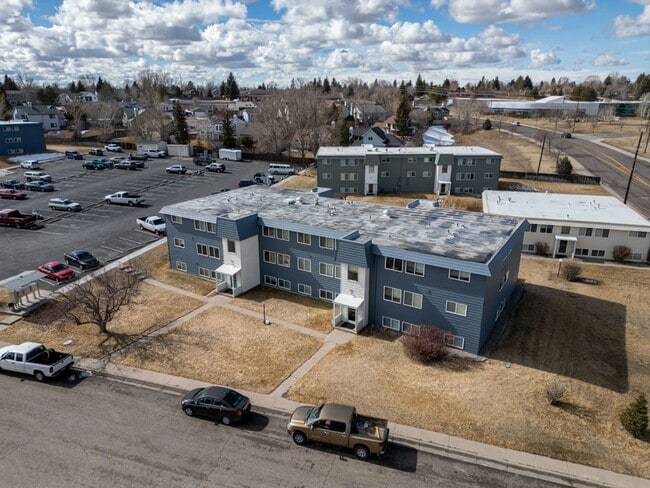 Photo - Windwood Manor