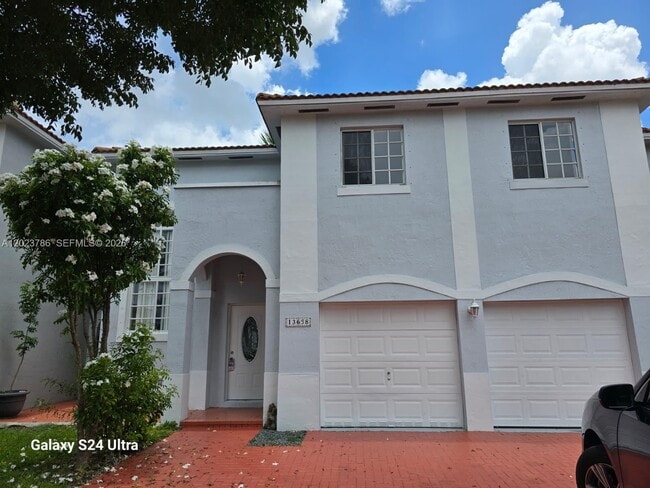 Building Photo - 13658 SW 142nd Ter