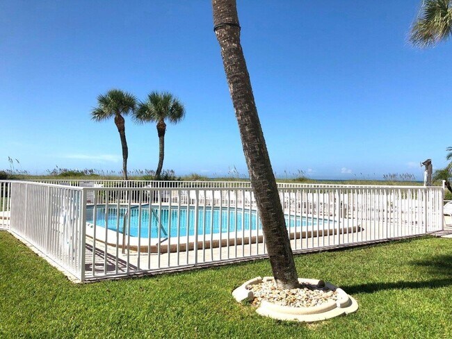 Photo - Venice, FL 2BR/2BA Condo in Sea Villas Unit D1