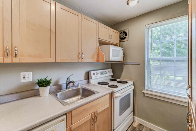 Building Photo - 109 E Glebe Rd Unit C Rental