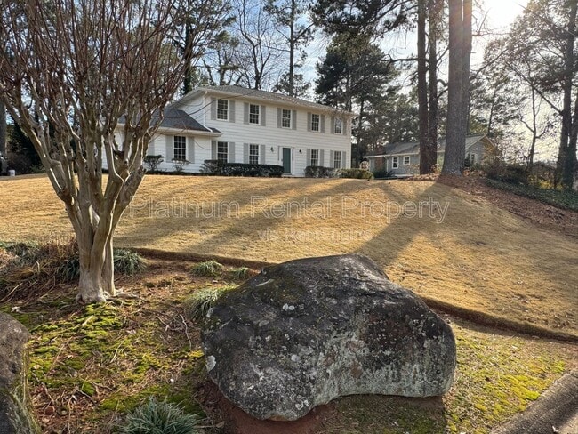 Photo - 4007 Shady Cir NW