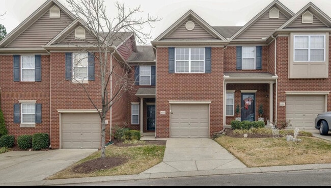 Building Photo - 8308 Oak Knoll Dr Rental