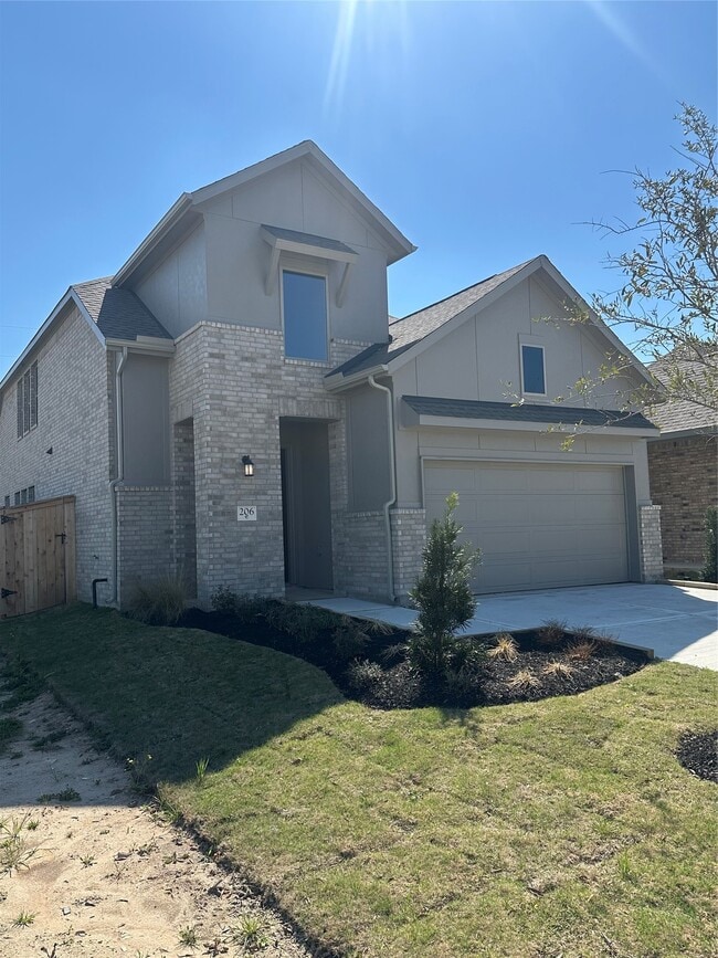 Photo - 206 Mercury Sky Rd