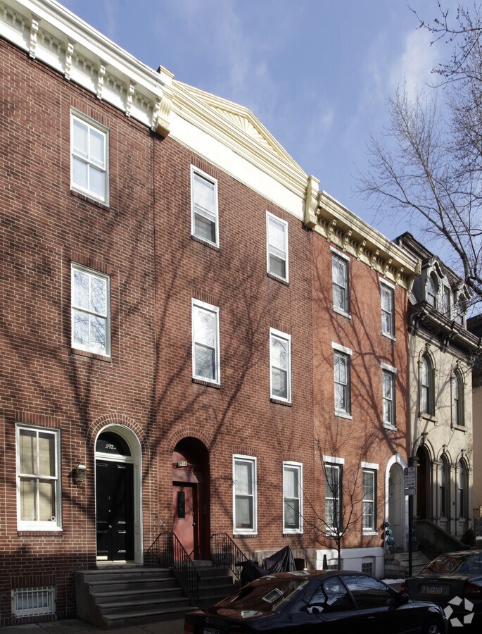 Photo - 1921 Wallace St