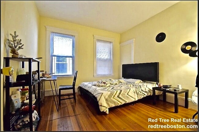 Photo - 35 Chester St Unit 1