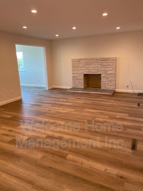 Photo - 16233 San Remo Dr
