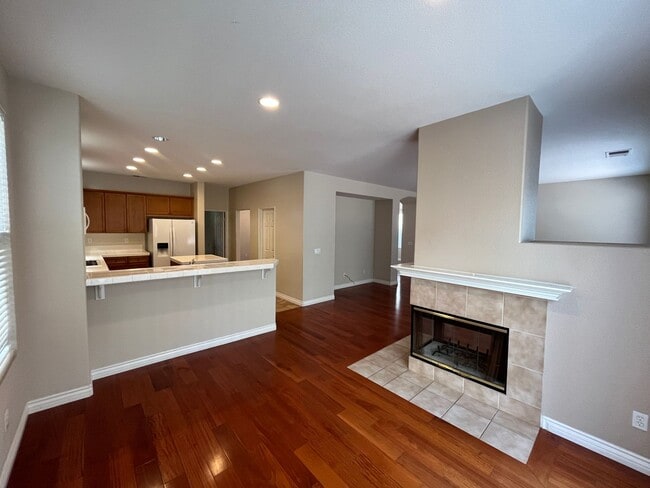 Building Photo - 5BD 3BA House located in Rancho Penasquitos