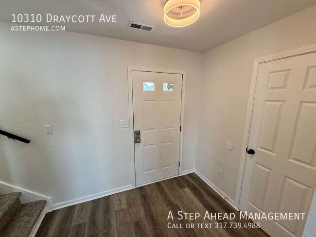 Photo - 10310 Draycott Ave