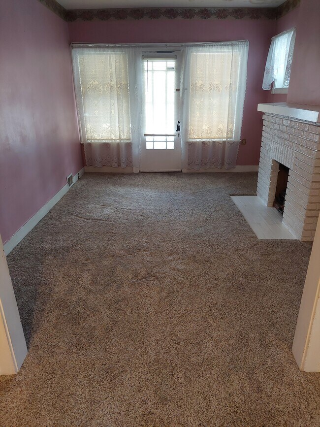 8706 Denison Ave Unit 2