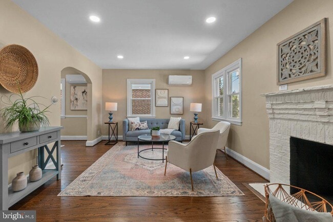 Photo - 3027 Lavender Ave