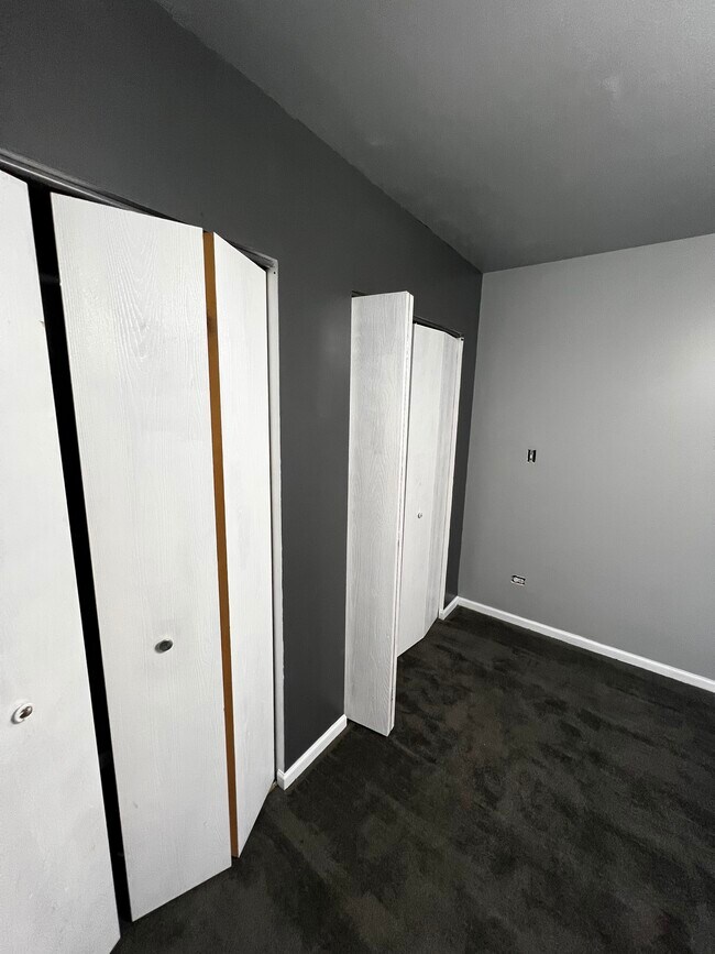 Photo - 6955 S Normal Blvd Unidad 3