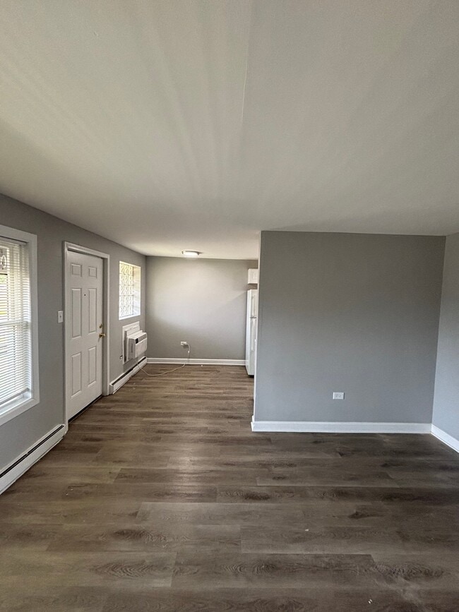 2109-2123 W 119th St Unit 2113-5