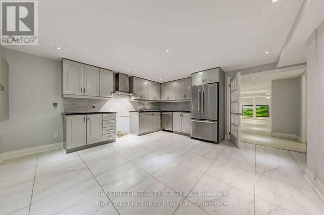 Photo - 2 Lonsdale Ct