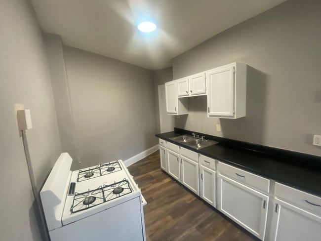 Photo - 392 E 147th St Unidad 03