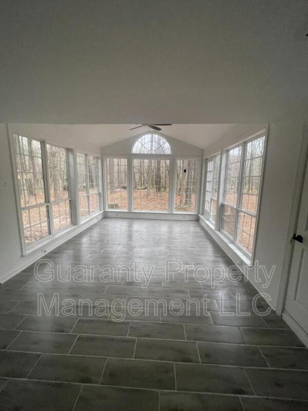 Photo - 8029 McGuire Dr