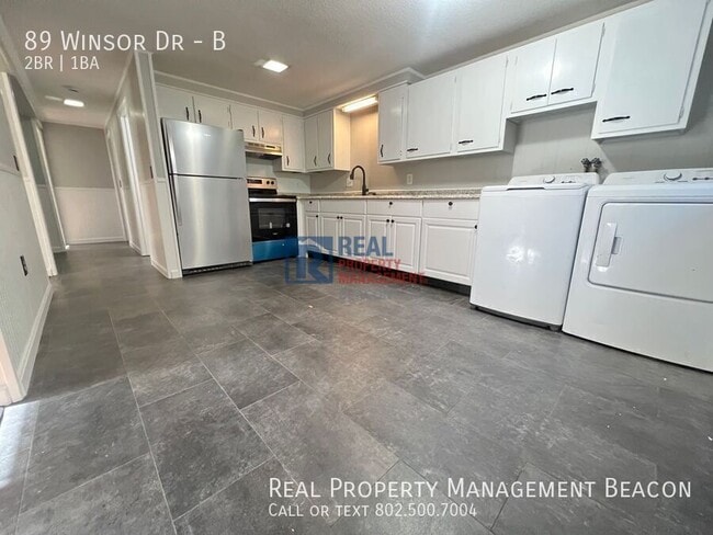 Building Photo - 89 Winsor Dr Unit B