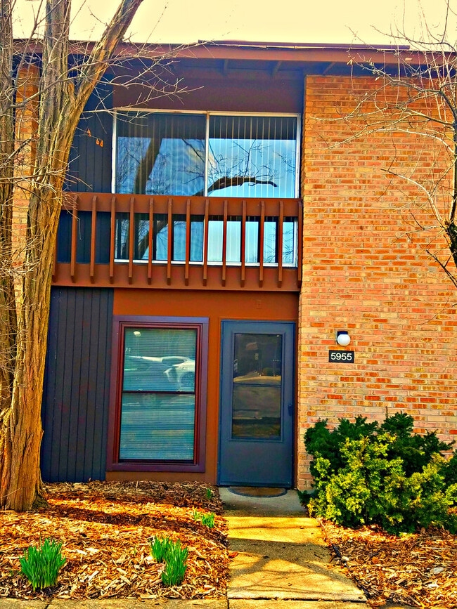 Photo - 5955 Meadow Dr Townhome