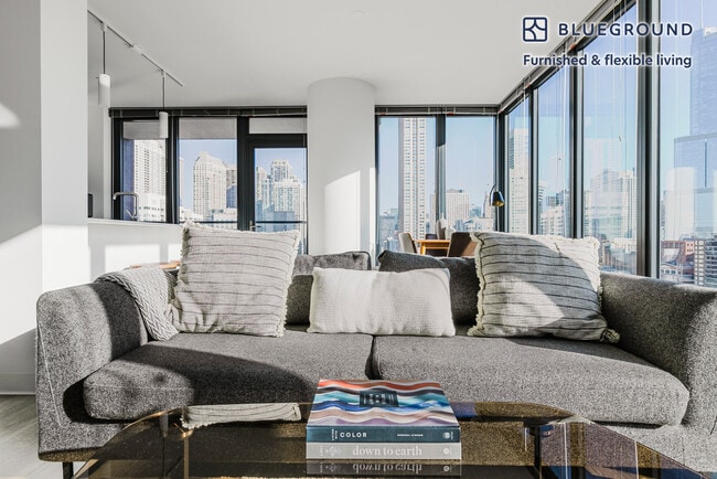 637 N Wells St Unit SI FL18-ID1191