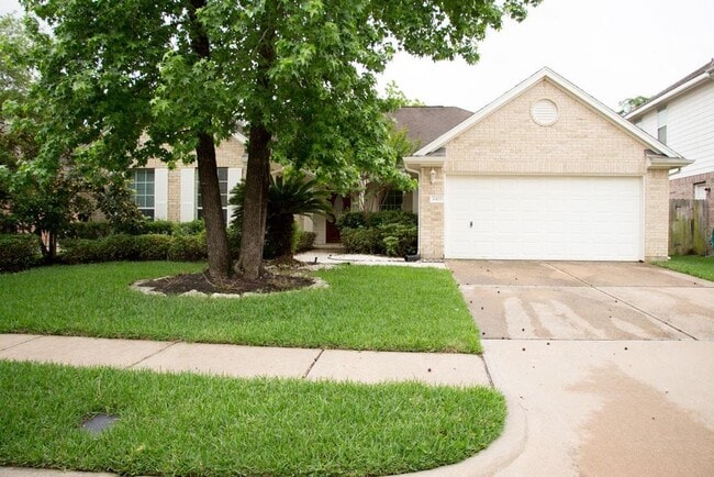 Photo - 2423 Daneswood Ct House