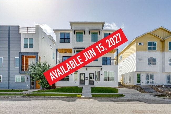 Building Photo - 2335 Benbrook Blvd Unit Full 2027