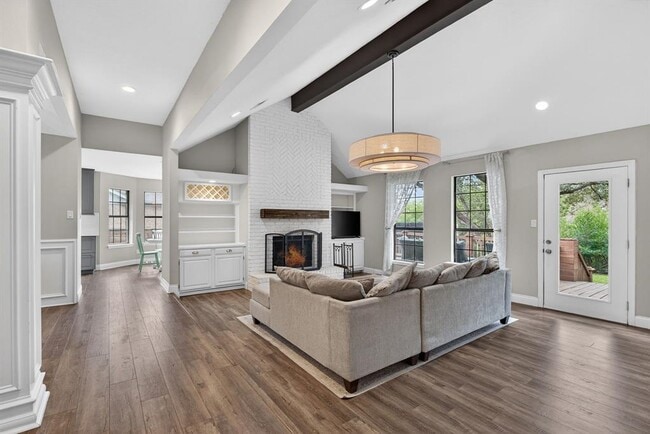 Photo - 128 Long Wood Ave