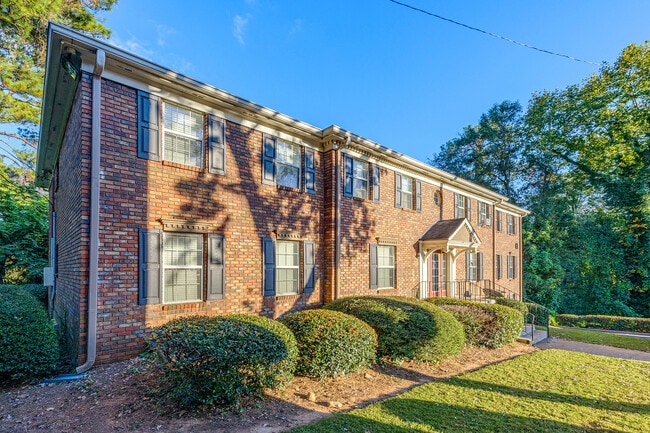 Photo - ReNew Chastain