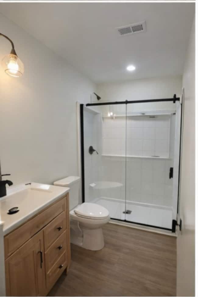 Photo - 201 Sheffield Ln