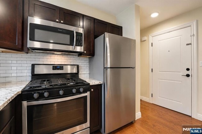 210 Hackensack St Unidad A