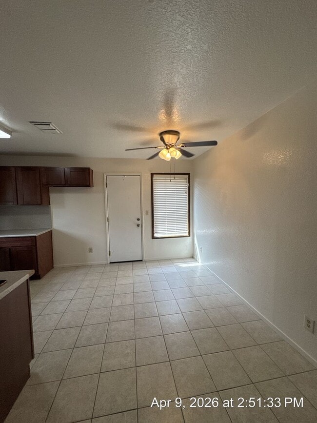 Photo - 1391 Unidad 718