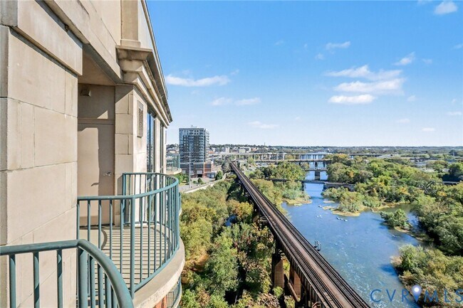 Photo - 1101 Haxall Point