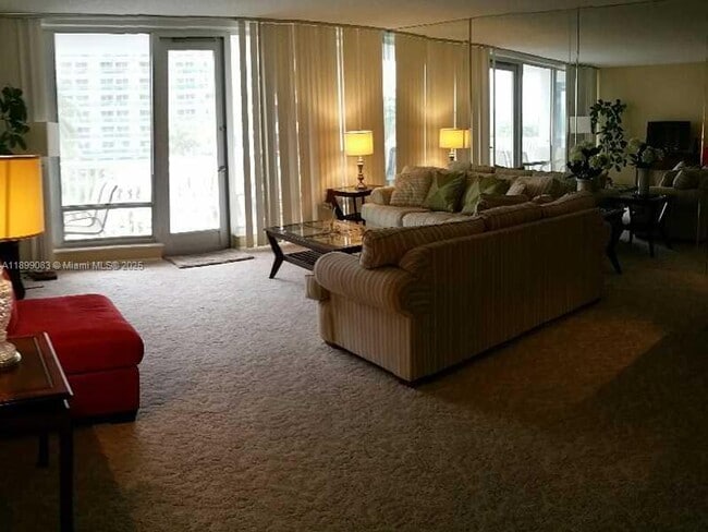 Photo - 4020 Galt Ocean Dr Unidad 203