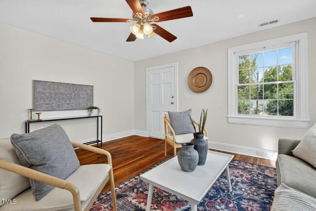 Photo - 1013 N Buchanan Blvd Unit A