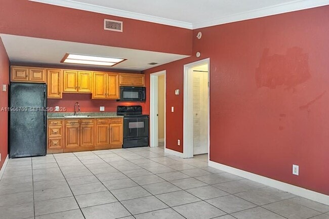 Photo - 7166 Southgate Blvd Unidad 7166