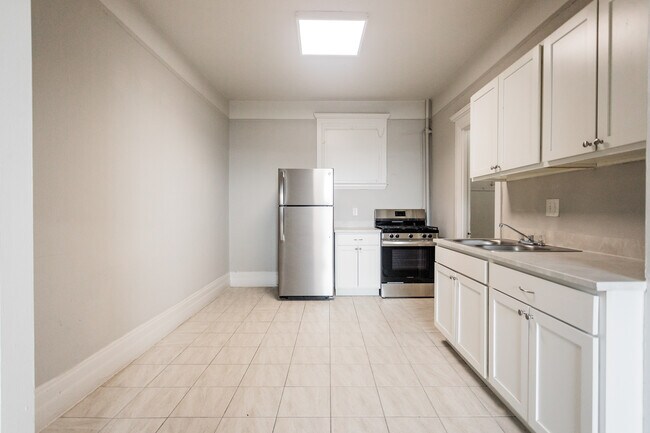Pasadena Apartments