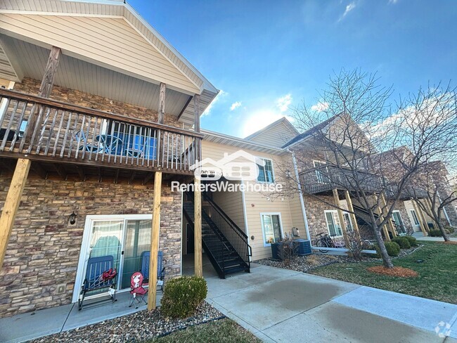 Building Photo - 2000 Meadow Ct Rental