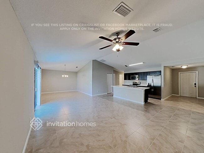 Photo - 2001 SW Del Rio Blvd