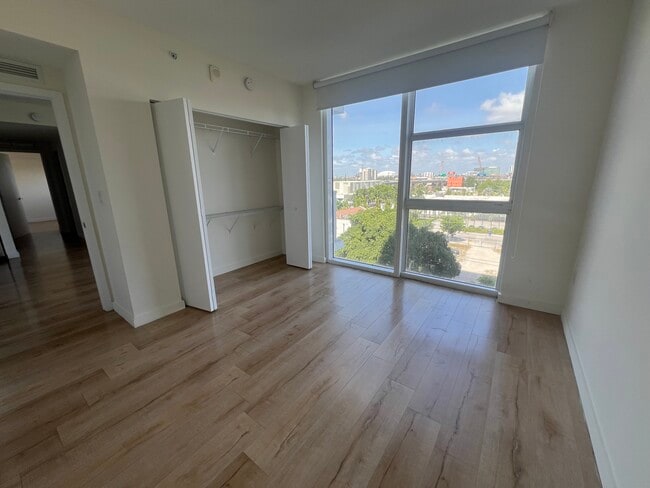 Photo - 1524 NE Miami Pl Unit B1