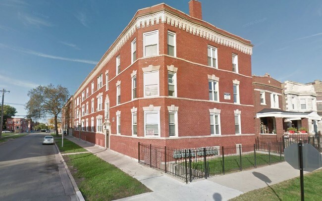 3454 W Lexington
