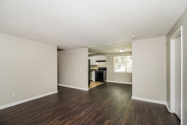 Photo - 2607 Foxwood Pl