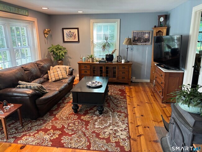 Photo - 70 Goose Hill Rd