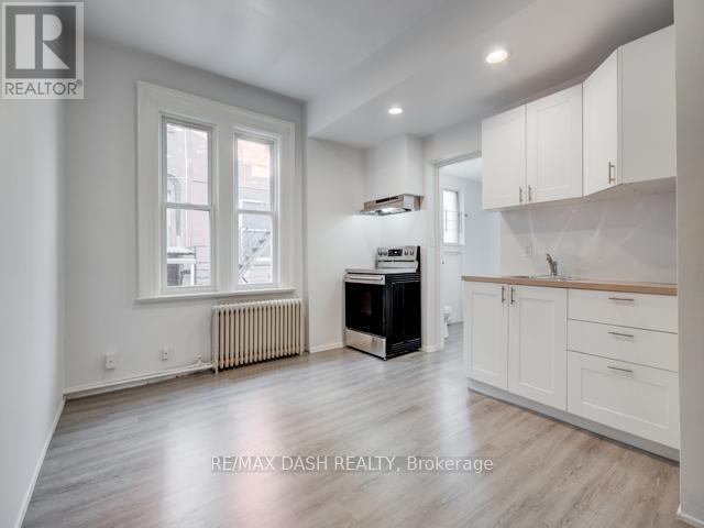 Photo - 661 Huron St Unit 105