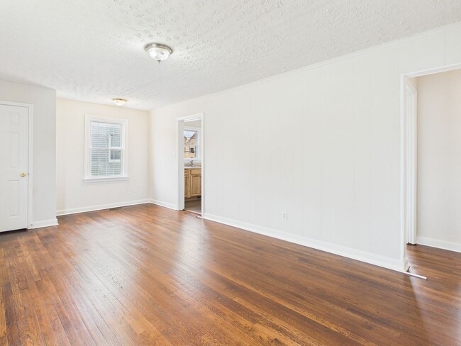 Photo - 2609 Harold Ave